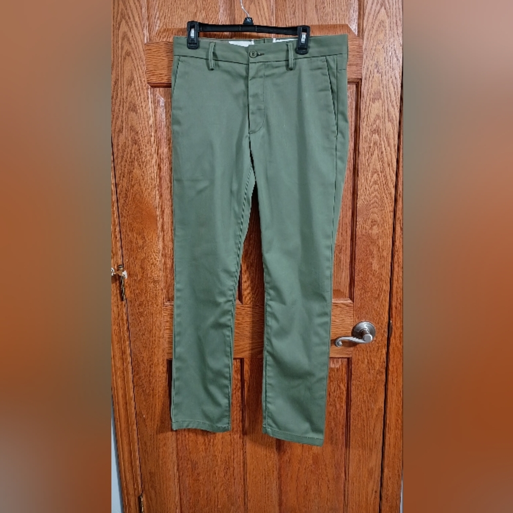Levi's Olive Chinos for Men